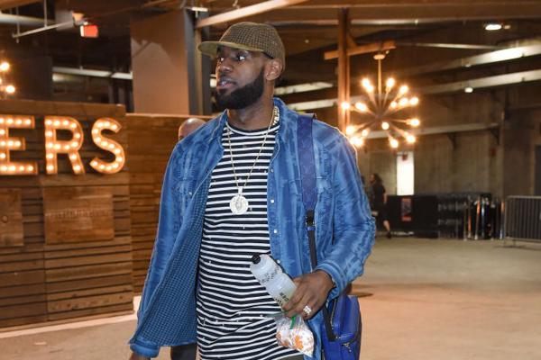 并呈现对俱 并呈现对俱