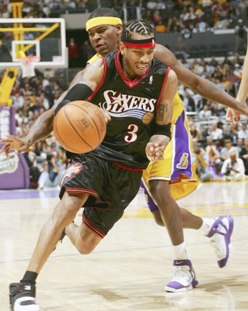 他在关键时 他在关键时