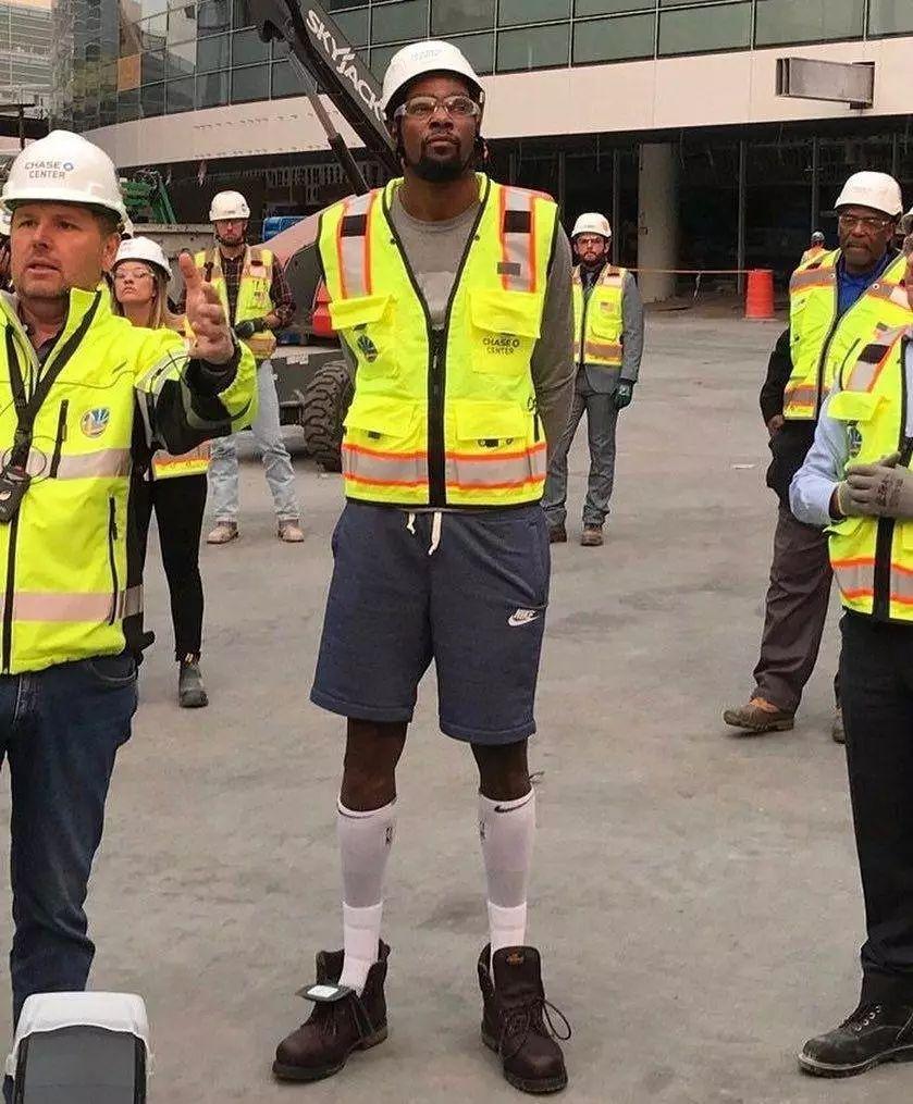 未立刻把胜 未立刻把胜